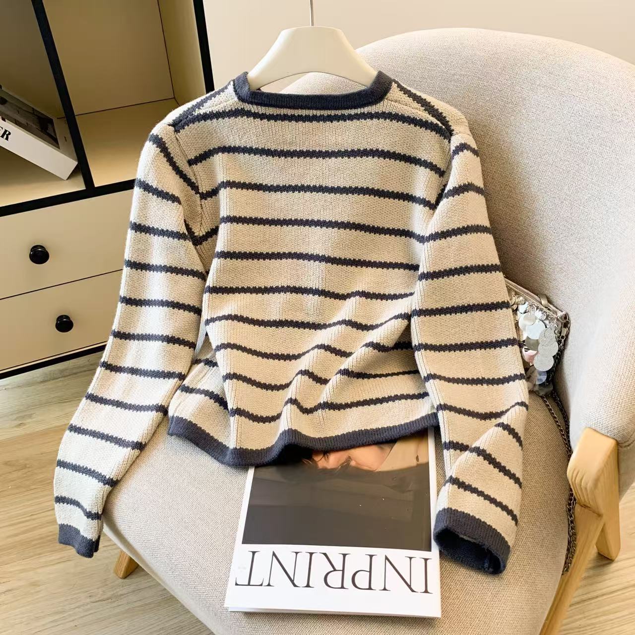 Damski sweter rozpinany w pask – Crop Cardigan Vintage recenzja i cena