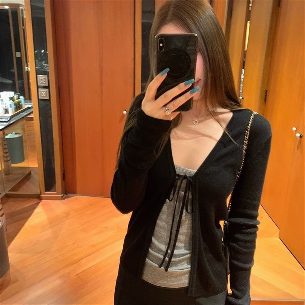 Damski cienki kardigan z długi – Crop Cardigan Vintage recenzja i cena