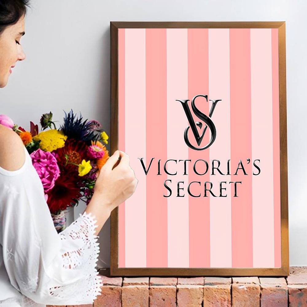 V-Victorias-Fashion-S-Secret V – Vintage Fashion Illustration recenzja i cena