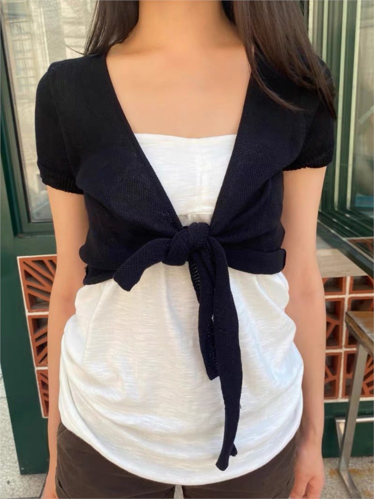 Czarny krótki kardigan sznurow – Crop Cardigan Vintage recenzja i cena