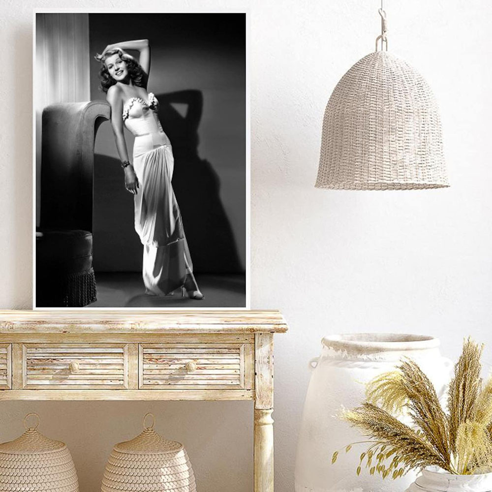 Plakat Rita Hayworth, czarno-b – Vintage Fashion Illustration recenzja i cena